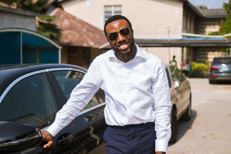 'N&atilde;o h&aacute; raz&atilde;o para n&atilde;o termos plano de sa&uacute;de adequado para todo mundo', diz Zeal Akaraiwai