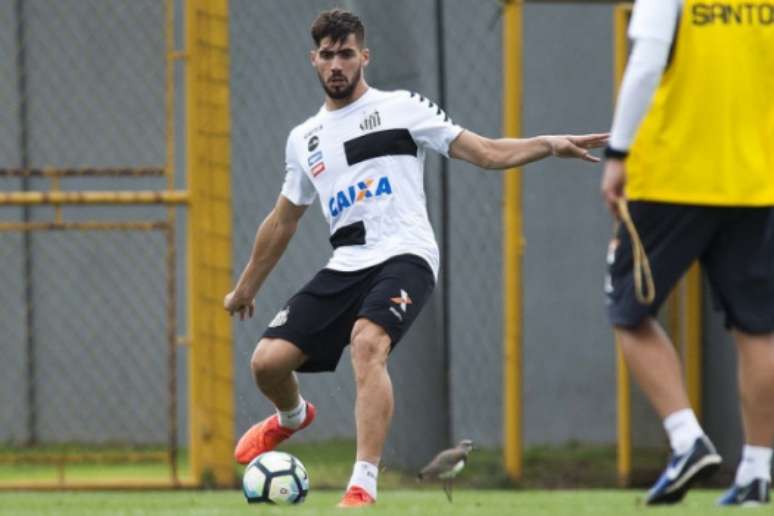 Fabián Noguera não deve ser usado por Sampaoli no Santos e, por isso, tende a ser negociado em 2019