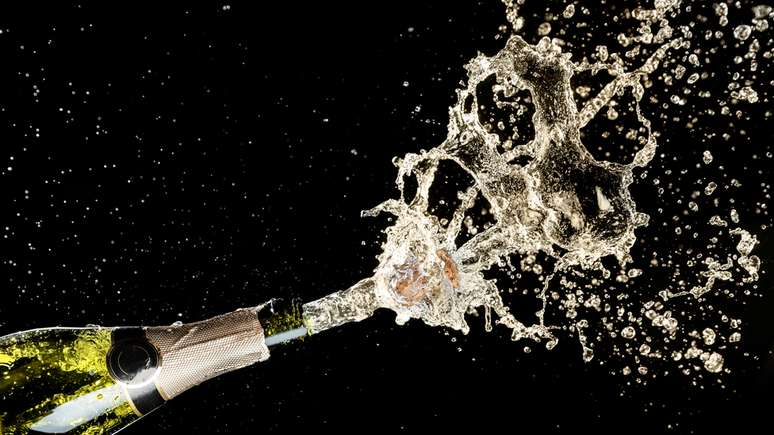 Descorche de una botella de champagne