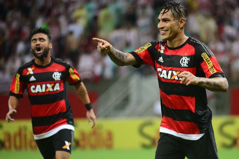 O atacante peruano, quando ainda era jogador do Flamengo