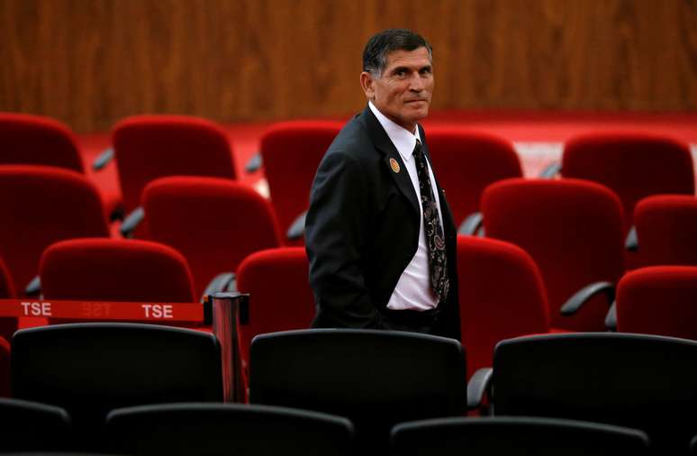  Santos Cruz, em cerimônia de diplomação de Bolsonaro no TSE 10/12/2018 REUTERS/Adriano Machado 