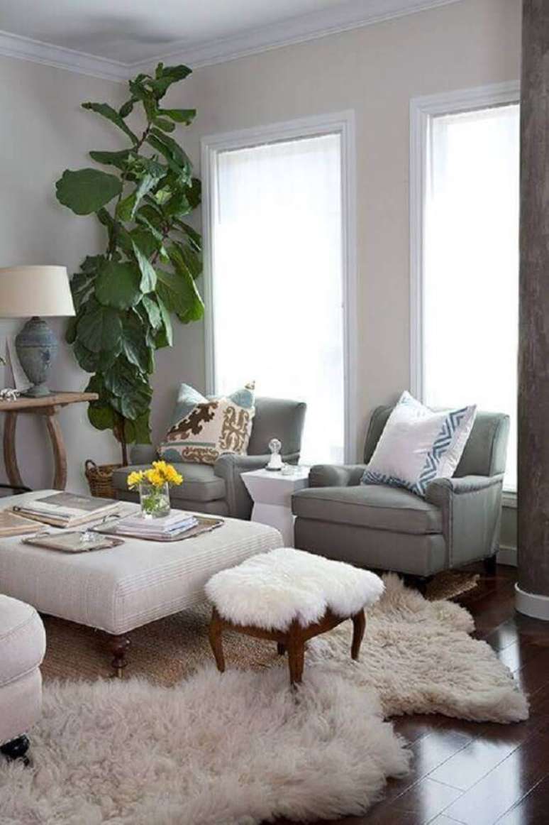 53. Os modelos diferentes de tapetes felpudos são perfeitos para quem quer levar uma peça diferente na decoração – Foto: Decoration For Home