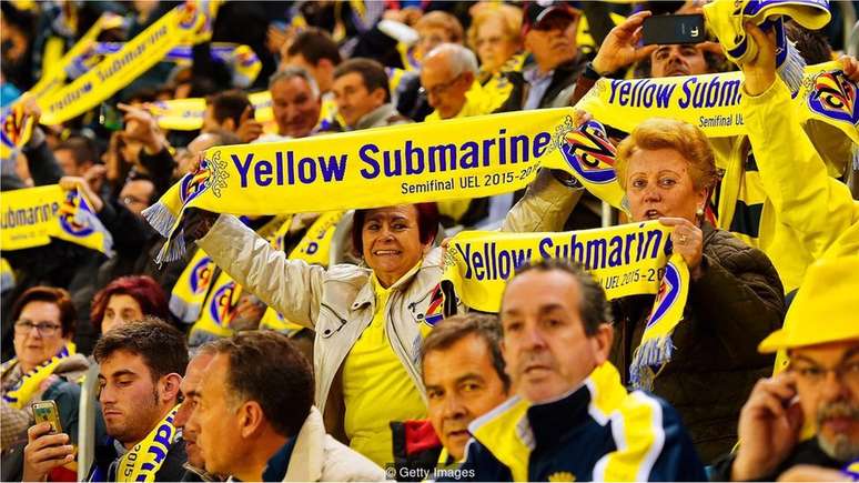 O clube de futebol do Villarreal, na Espanha, adotou o apelido de Submarino Amarelo, por conta de suas cores