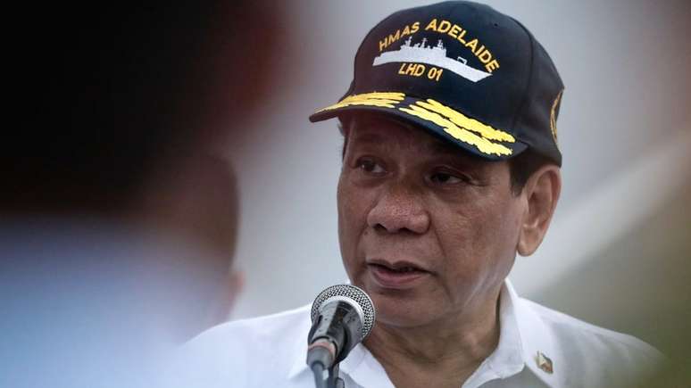Em discurso, Duterte disse que abusou sexualmente de uma empregada quando era adolescente