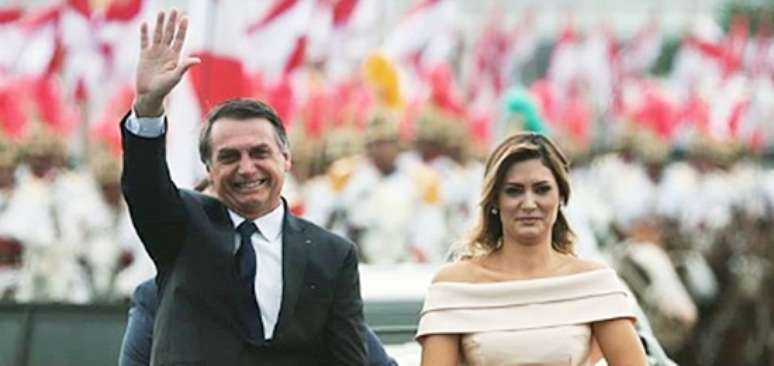 Presidente Bolsonaro e a primeira-dama, Michele Bolsonaro: sem intimidade com jornalistas