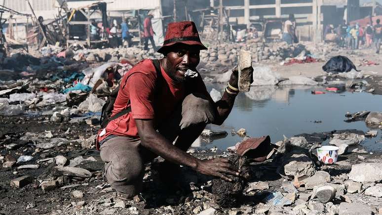 Terremotos destruíram recentemente boa parte da já precária infraestrutura do Haiti