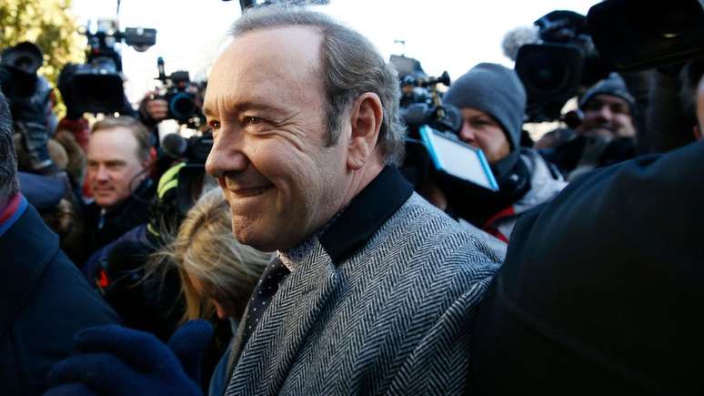 Kevin Spacey chega à audiência judicial em Nantucket, nos EUA