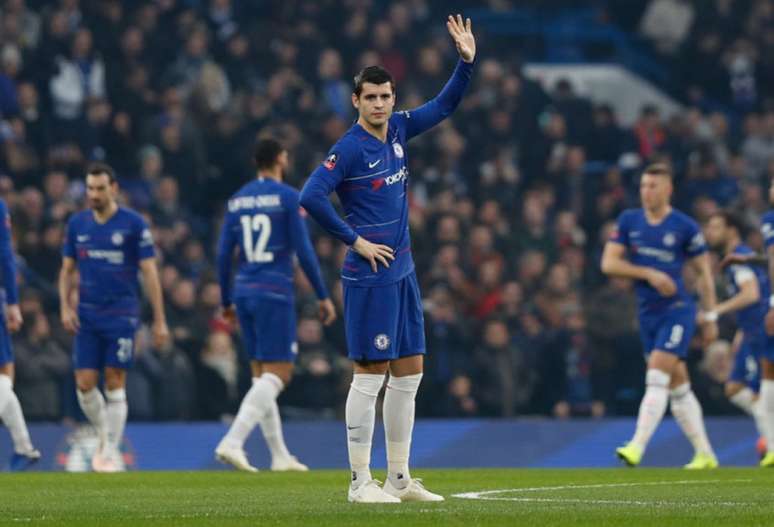 Morata vive fase ruim na carreira no Chelsea (Foto: ADRIAN DENNIS/AFP)