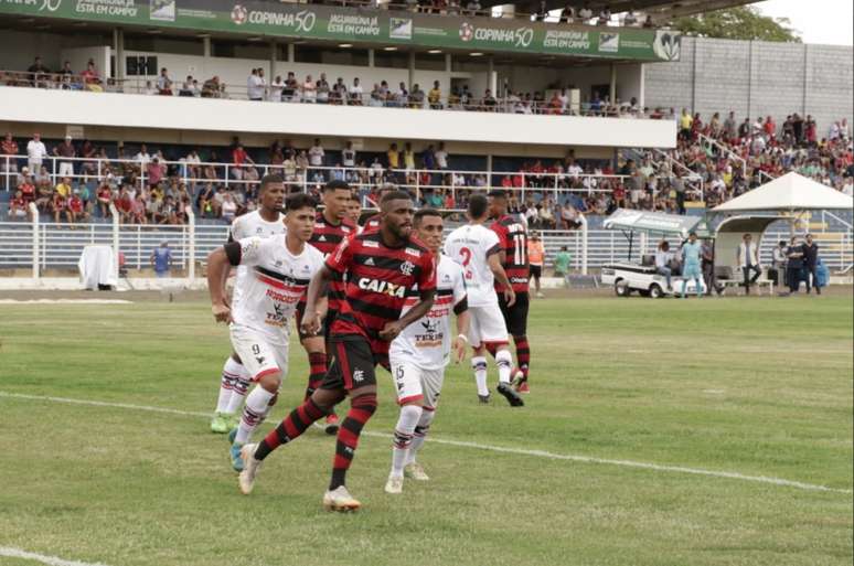 Flamengo venceu o River-PI e perdeu para o Trindade-GO nas rodadas iniciais da Copinha (Reprodução Twitter)