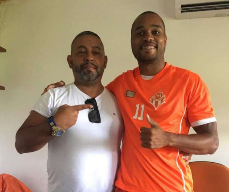Zagueiro Marcão já vestiu a camisa doSport Club Atibaia (Foto: Divulgação)