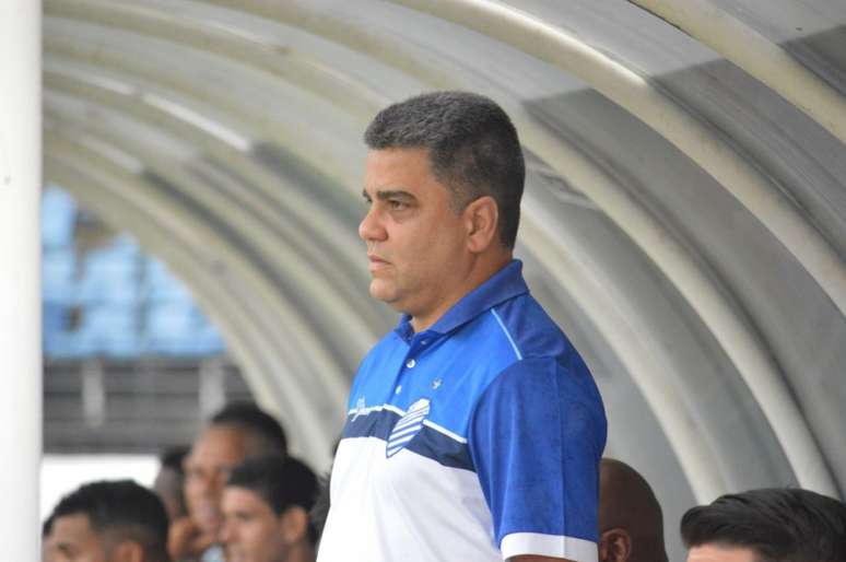 Treinador Marcelo Cabo está otimista para temporada 2019 com o CSA (Foto: Henrique R. Cortez)