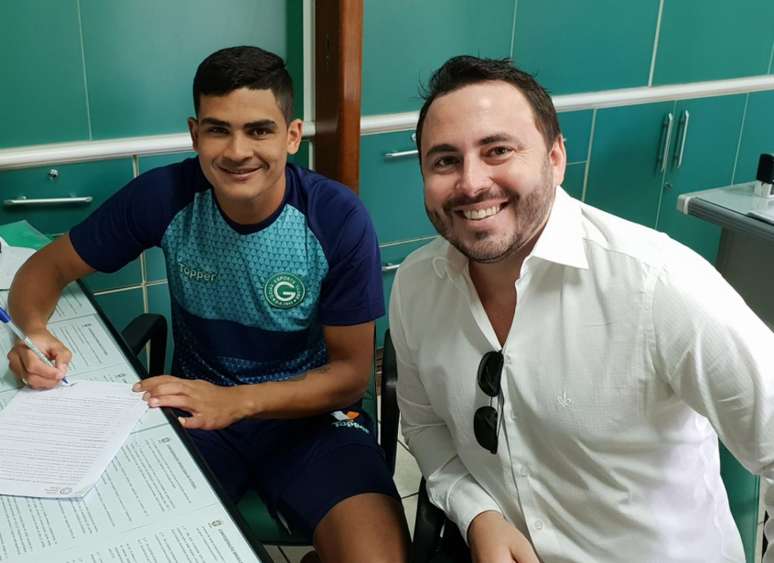 Júnior Brandão chega ao Goiás para temporada 2019 (Foto: Divulgação)