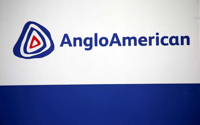 Logo da Anglo American 05/10/2015 REUTERS/Siphiwe Sibeko