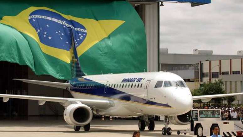 Governo Bolsonaro não vetará acordo entre Boeing e Embraer