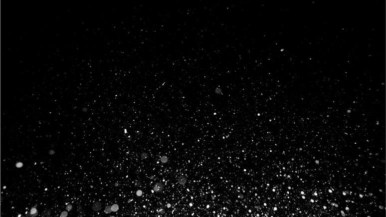 "N&atilde;o existe consentimento quando um homem utiliza a posi&ccedil;&atilde;o poder que ocupa, o momento de fragilidade da mulher &agrave; procura de apoio espiritual e o uso de drogas para cometer abuso sexual", reflete uma suposta v&iacute;tima