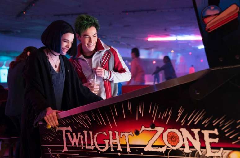 Ravena e Mutano juntos em cena na live-action 'Tit&atilde;s'.