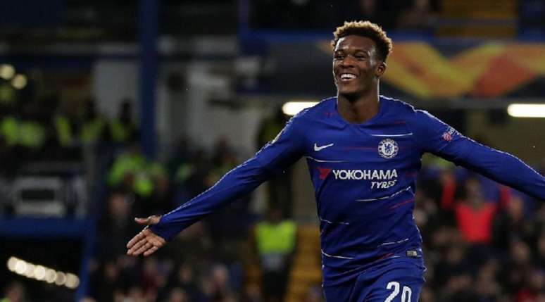 Hudson-Odoi tem apenas 18 anos e já desperta interesse do Bayern de Munique (Foto: AFP)