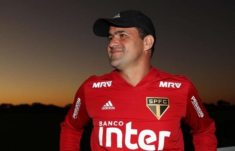 Técnico do Tricolor exaltou a postura de seus jogadores no duelo contra o Eintracht Frankfurt (Rubens Chiri/saopaulofc.net)