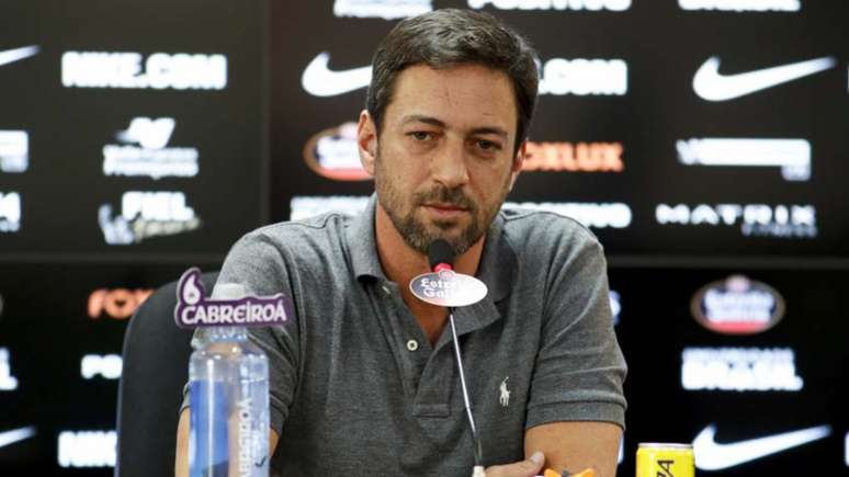 Duilio Monteiro Alves, diretor de futebol do Corinthians (Foto: Marco Galvão/Fotoarena/Lancepress!)