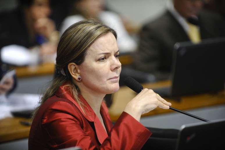 A relatora da MP, senadora Gleisi Hoffmann 