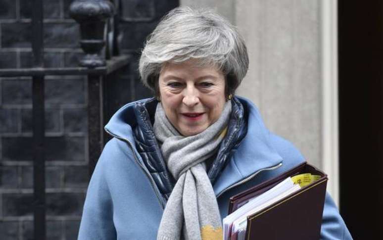 Antes de votação, May alerta que Brexit está em perigo