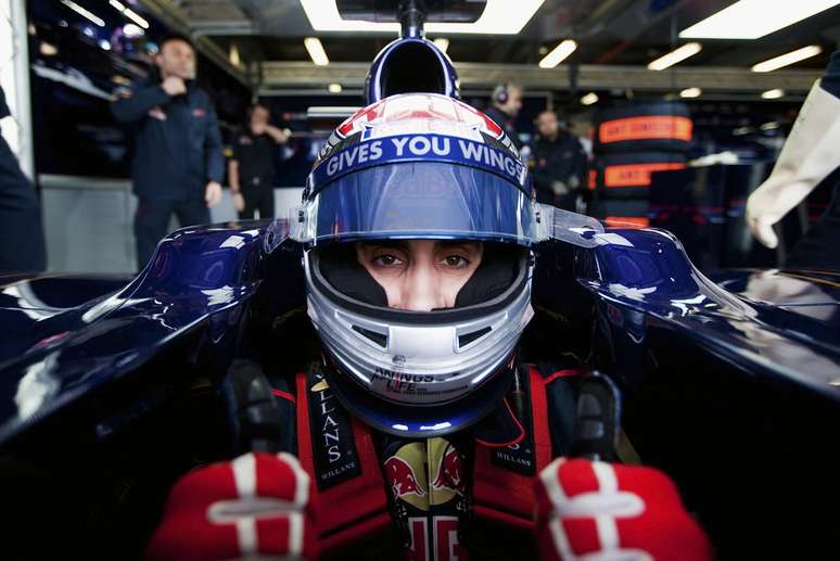 Buemi permanece como piloto reserva na Red Bull