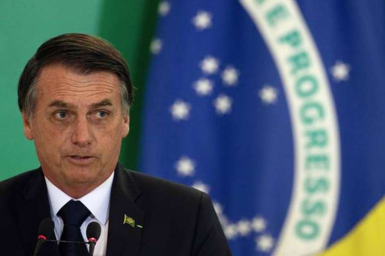 Cirurgia de Bolsonaro será realizada dia 28 de janeiro em SP
