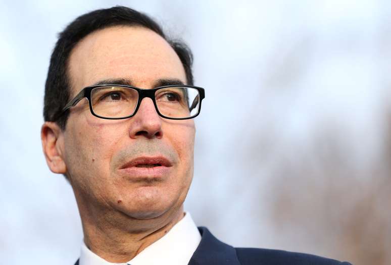 O secret&aacute;rio do Tesouro dos Estados Unidos, Steven Mnuchin, durante entrevista na Casa Branca, em Washington
03/12/2018
REUTERS/Leah Millis 
