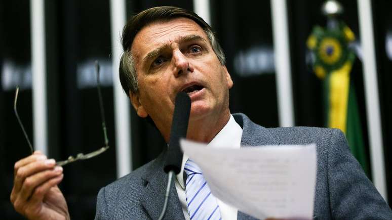 Em discurso em março de 2016, Bolsonaro disse que conheceu Rubens Paiva aos dez anos