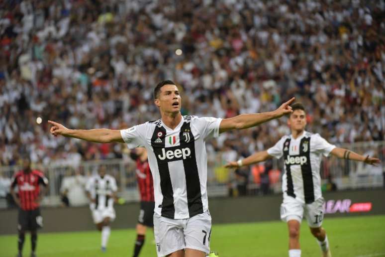 CR7 comemora gol do título (Foto: AFP)