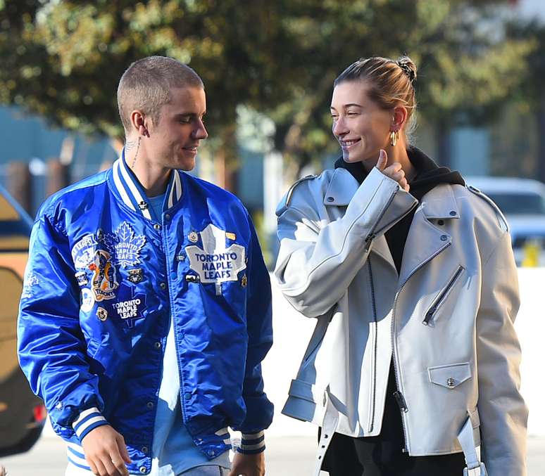 Justin Bieber e Hailey Baldwin em Los Angeles, Califórnia