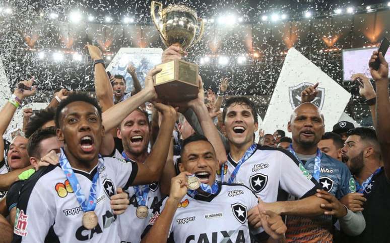 Botafogo é o atual campeão carioca (Foto: Vitor Silva/SSPress)