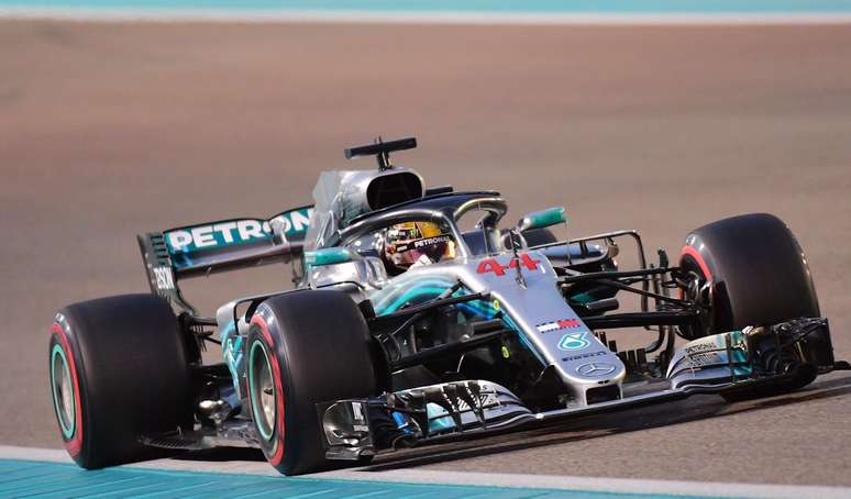 Mercedes e Hamilton indicados para Prêmio Laureus