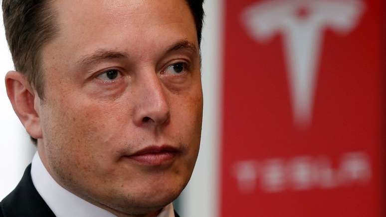 Elon Musk disse que a Tesla "não tem escolha" e terá que demitir funcionários