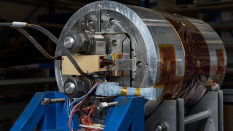 O CERN está desenvolvendo novos ímãs, mais poderosos, capazes de dobrar a potência do feixe mais potente que existe
