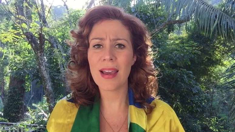 A deputada federal eleita Carla Zambelli (PSL-SP) foi uma das suspensas pelo partido