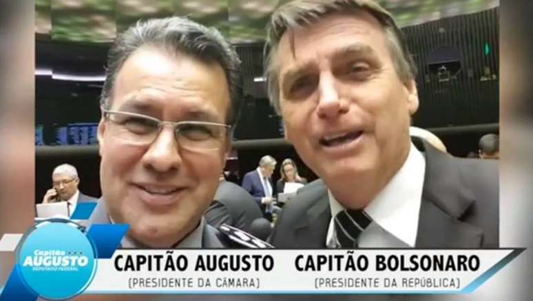 Capitão Augusto e presidente Jair Bolsonaro em vídeo gravado antes das eleições 2018