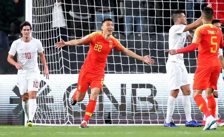 Yu Dabao comemora gol da China contra Filipinas (11/01/2019)