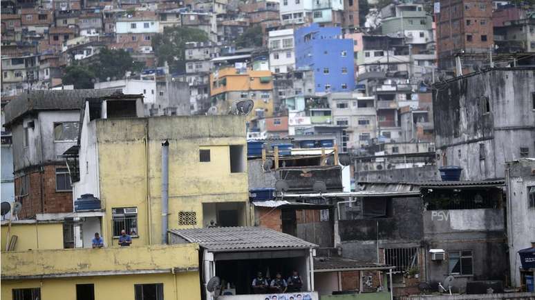 A favela da Rocinha é uma área endêmica de tuberculose