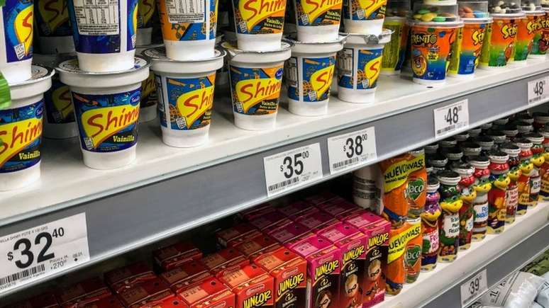 Supermercado argentino; país enfrenta inflação mais alta dos últimos 27 anos