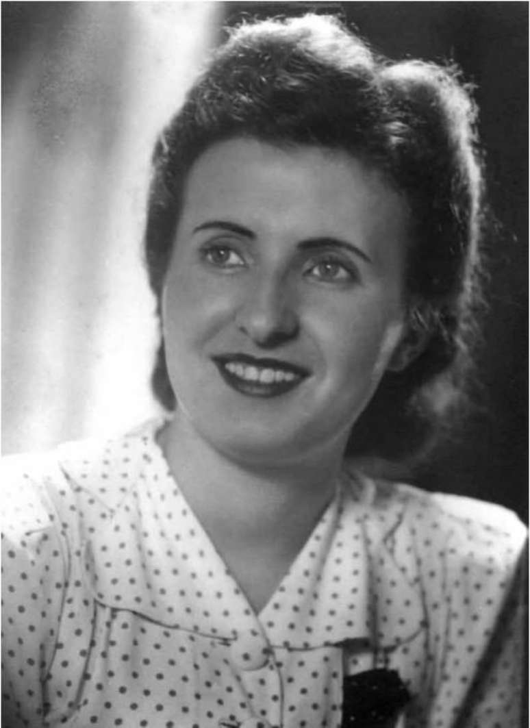 Alma Adler, idealizadora da boneca Estrela; fam&iacute;lia foi auxiliada pelo advogado Jos&eacute; Mindlin para conseguir trazer todos os integrantes para o Brasil