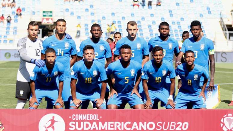 O time que começou no jogo de estreia do Sul-Americano Sub-20 (Foto: CBF)