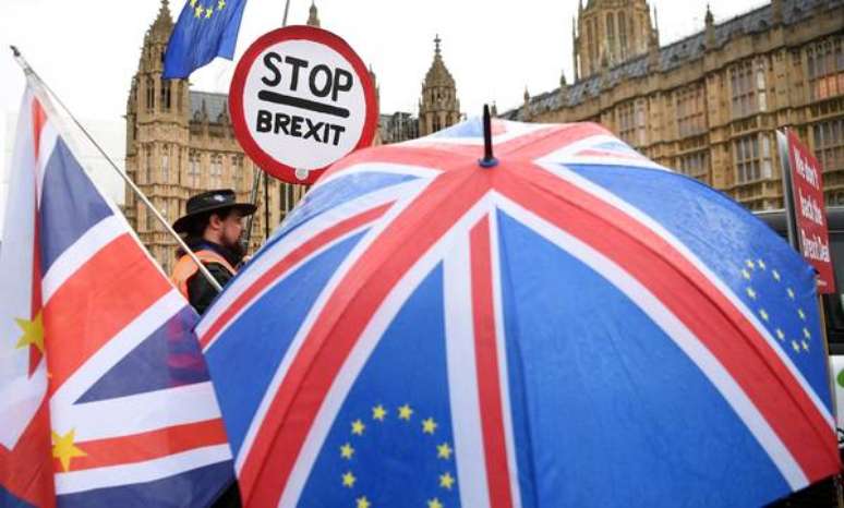 Protesto anti-Brexit em frente ao Parlamento do Reino Unido, em Londres