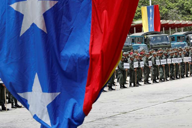 Soldados participam de cerimônia militar na Venezuela 15/05/2018 REUTERS/Carlos Jasso