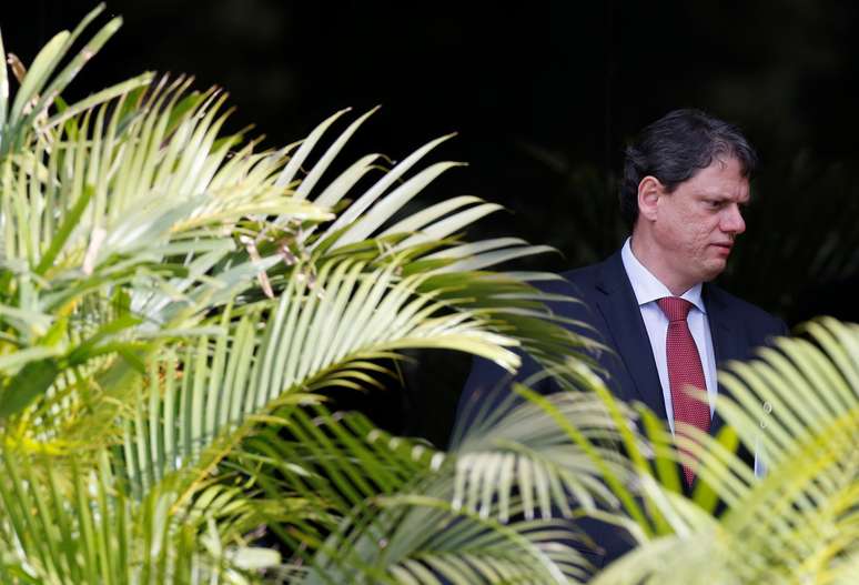 Tarcisio Freitas após reunião em Brasília
27/11/2018 REUTERS/Adriano Machado 