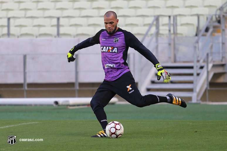 Goleiro Éverson foi contratado junto ao Ceará a pedido de Sampaoli (Foto: Divulgação Ceará)