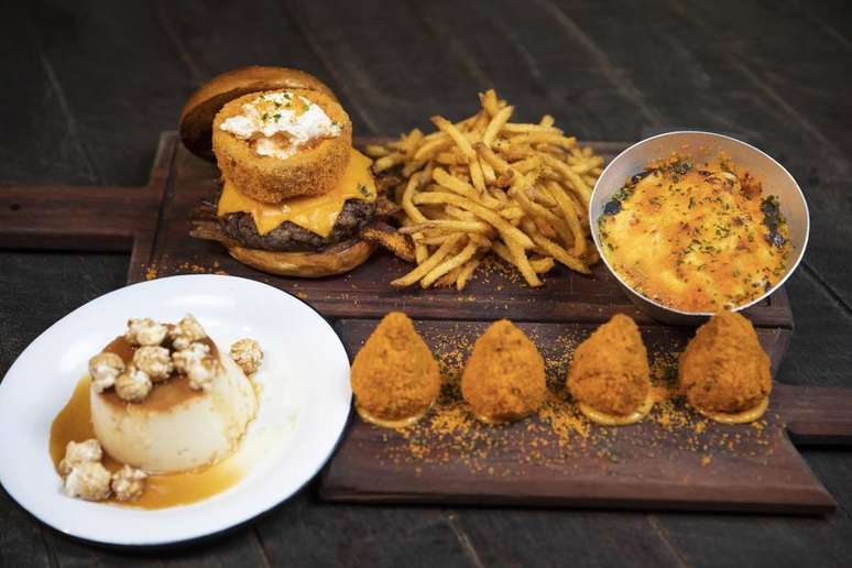 Pratos feitos com produtos da linha Cheetos que estar&atilde;o dispon&iacute;veis para venda na Casa Cheetos em S&atilde;o Paulo.