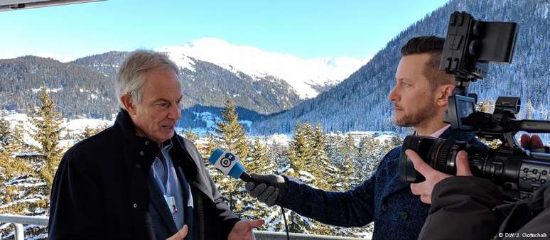 Tony Blair concede entrevista à DW em Davos