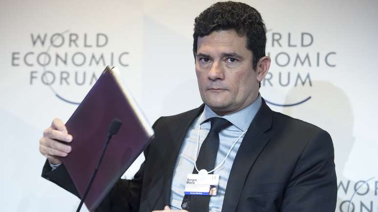 Proposta de Moro foi classificada como 'disruptiva' por moderadora do painel do qual participava em Davos