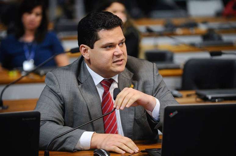 O senador Davi Alcolumbre (DEM-AP)